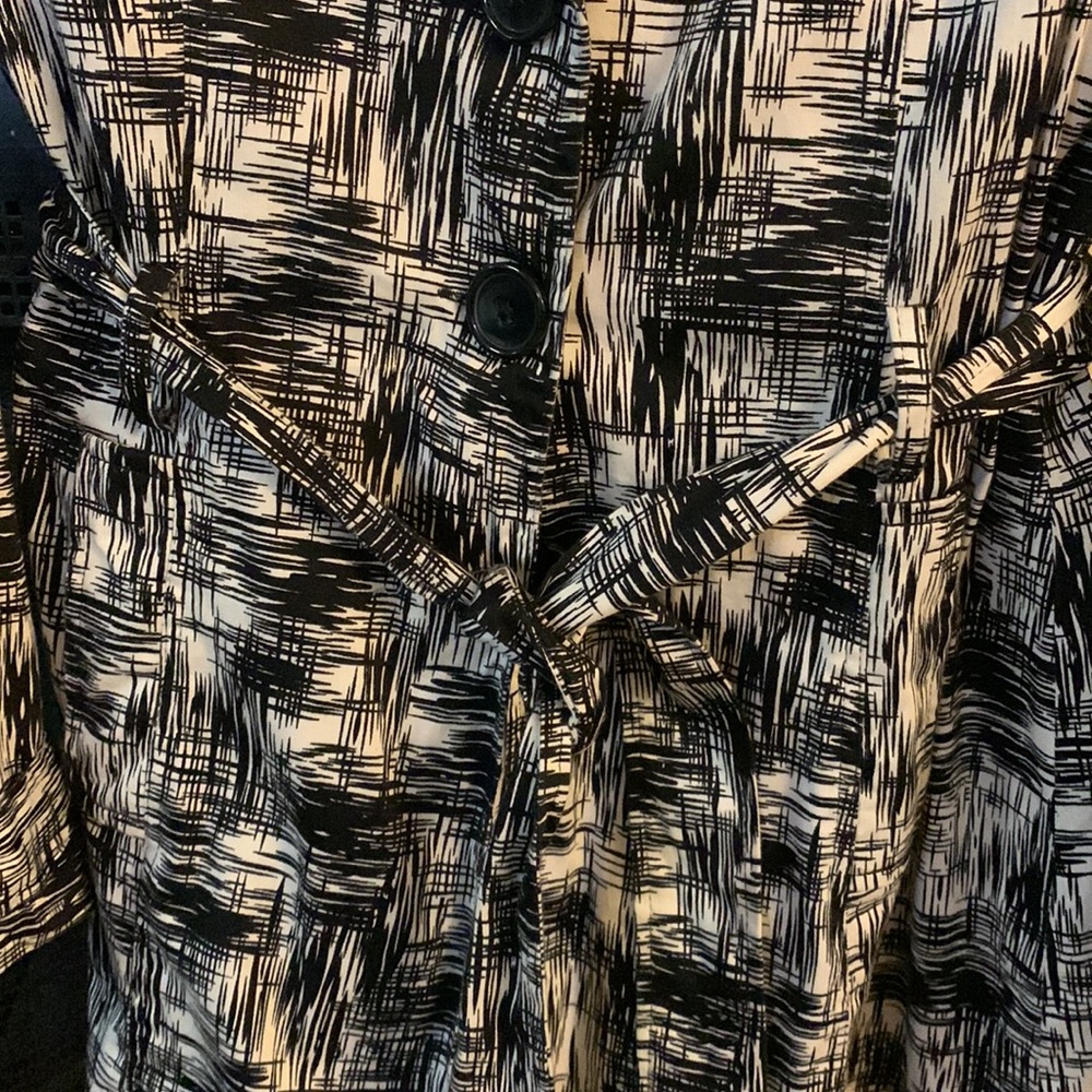 Lightweight jacket - Picture 4 of 5